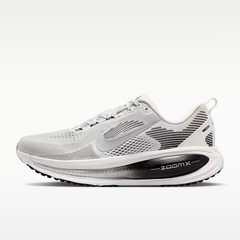 Calzado de correr para hombre Nike Vomero 18