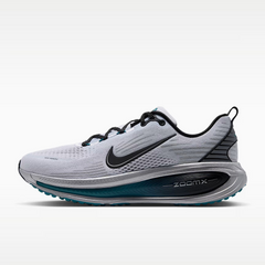 Calzado de correr para hombre Nike Vomero 18