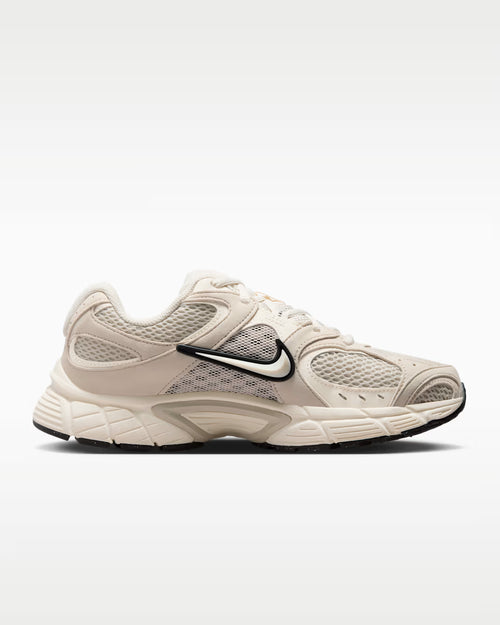 Calzado para mujer Nike V5 RNR