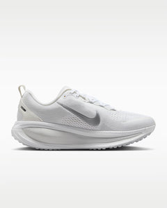 Calzado de correr para mujer Nike Vomero 18