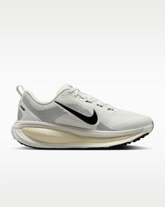 Calzado de correr para mujer Nike Vomero 18