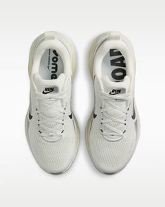 Calzado de correr para mujer Nike Vomero 18