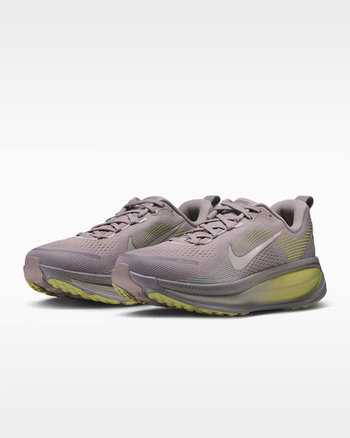 Calzado de correr para mujer Nike Vomero 18