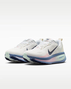 Calzado de correr para mujer Nike Vomero 18