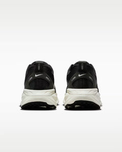 Calzado de correr para mujer Nike Vomero 18