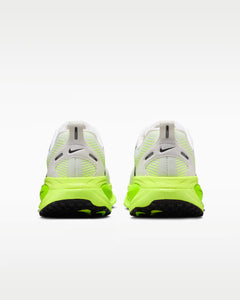 Calzado de correr para mujer Nike Vomero 18