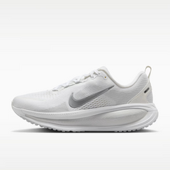 Calzado de correr para mujer Nike Vomero 18