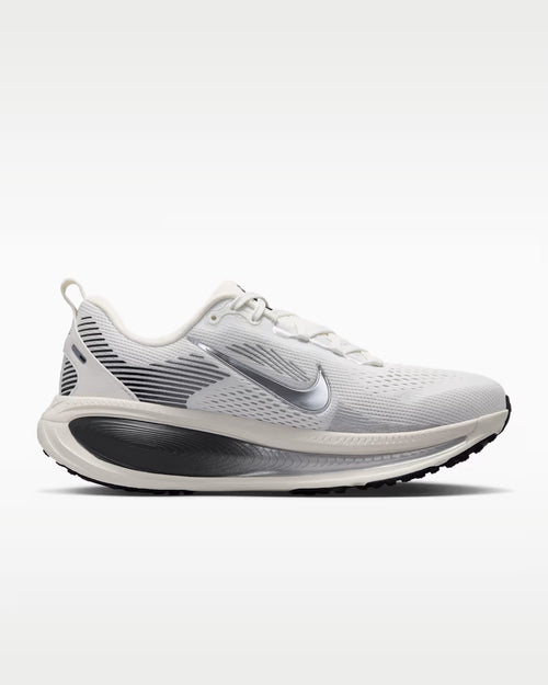 Calzado de correr para mujer Nike Vomero 18