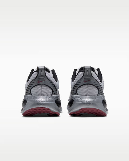 Calzado de correr para mujer Nike Vomero 18