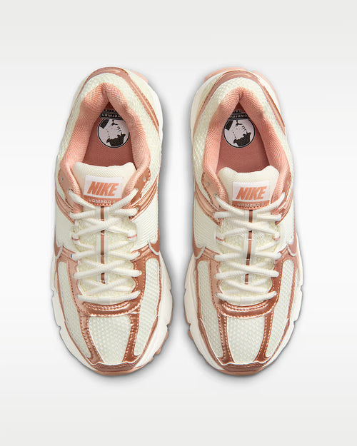 Calzado para mujer Nike Zoom Vomero 5
