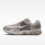 Calzado para mujer Nike Zoom Vomero 5