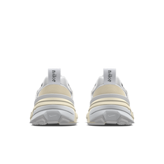 Calzado para mujer Nike V2K Run By You