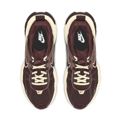 Calzado para mujer Nike V2K Run By You