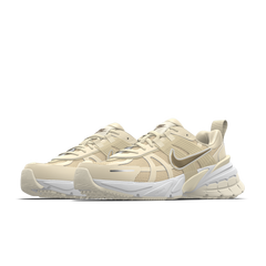 Calzado para mujer Nike V2K Run By You