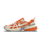 Calzado para mujer Nike V2K Run By You